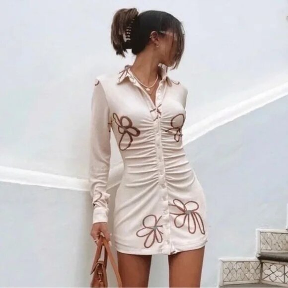 With Jean Dresses & Skirts - NWT With Jean Dress Andy Textured Button-Down Mini Cream Chalk & Flowers XXS